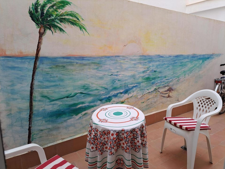Moderne Ferienwohnung Finlandia mit kleinem Balkon - Torrevieja