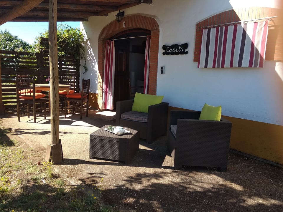 Finca El Chorrillo mit gemeinschaftlichem Pool - Alcuéscar