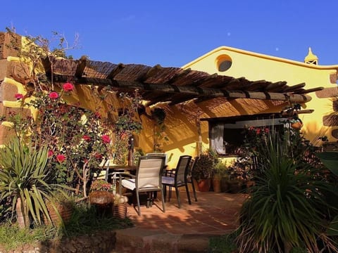 Casa Feliz