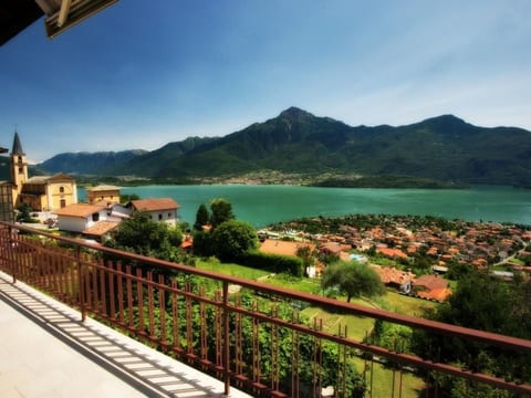 Casa Luna' Wohnung mit Wasserblick