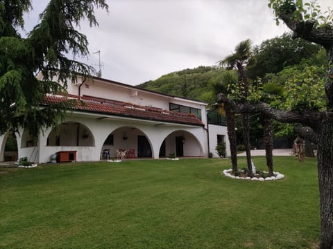 'Dear Peace on the Hill