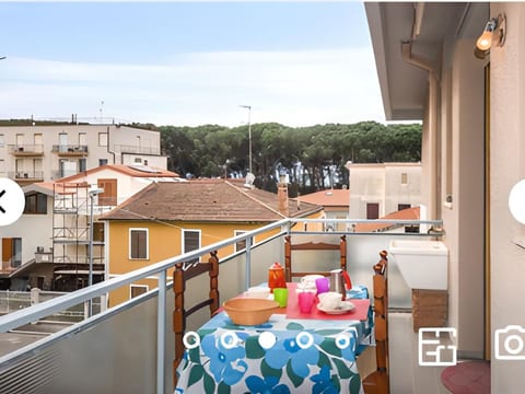https://www.novasol.it/casa-vacanze/italia/toscana/follonica/appartamento-follo