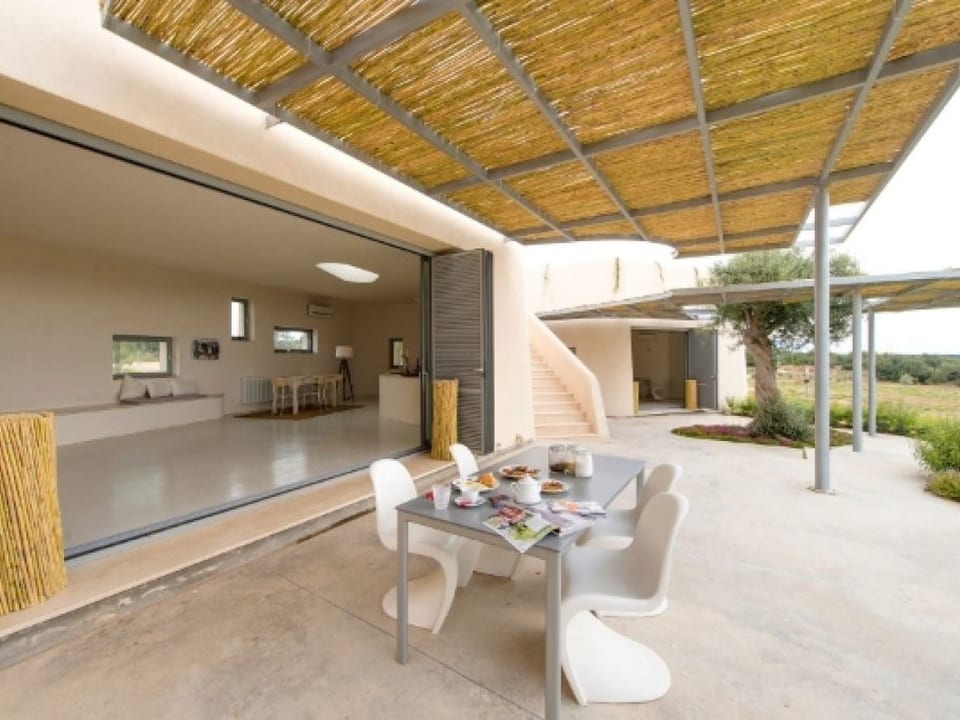 Villa Vendicari Senior aparcamiento, piscina. - Calabernardo