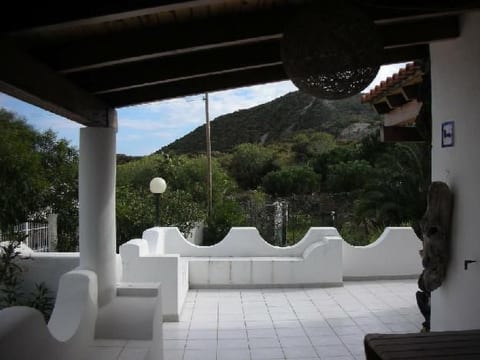 Villa Noir in Vulcanello