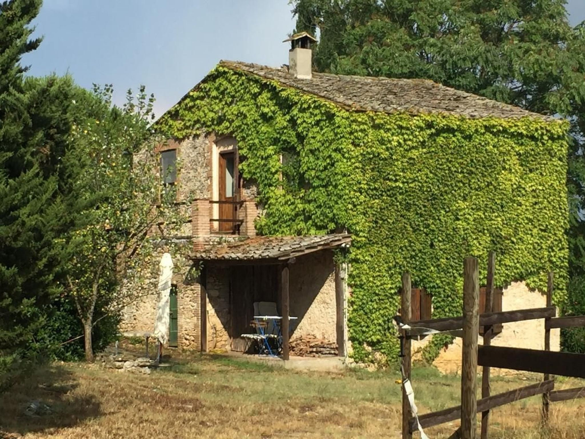 Unabhaengige Wohnung in Amelia mit Grill und Gar