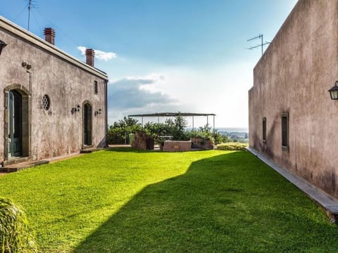 Ferienvilla 'Borgo degli Aranci