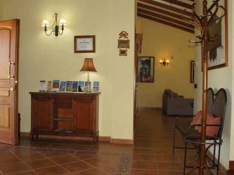 Villa Lucas mit Gartenterrasse und Schwimmbad