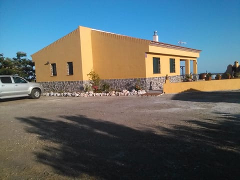 "Villa Calena" mit Garten