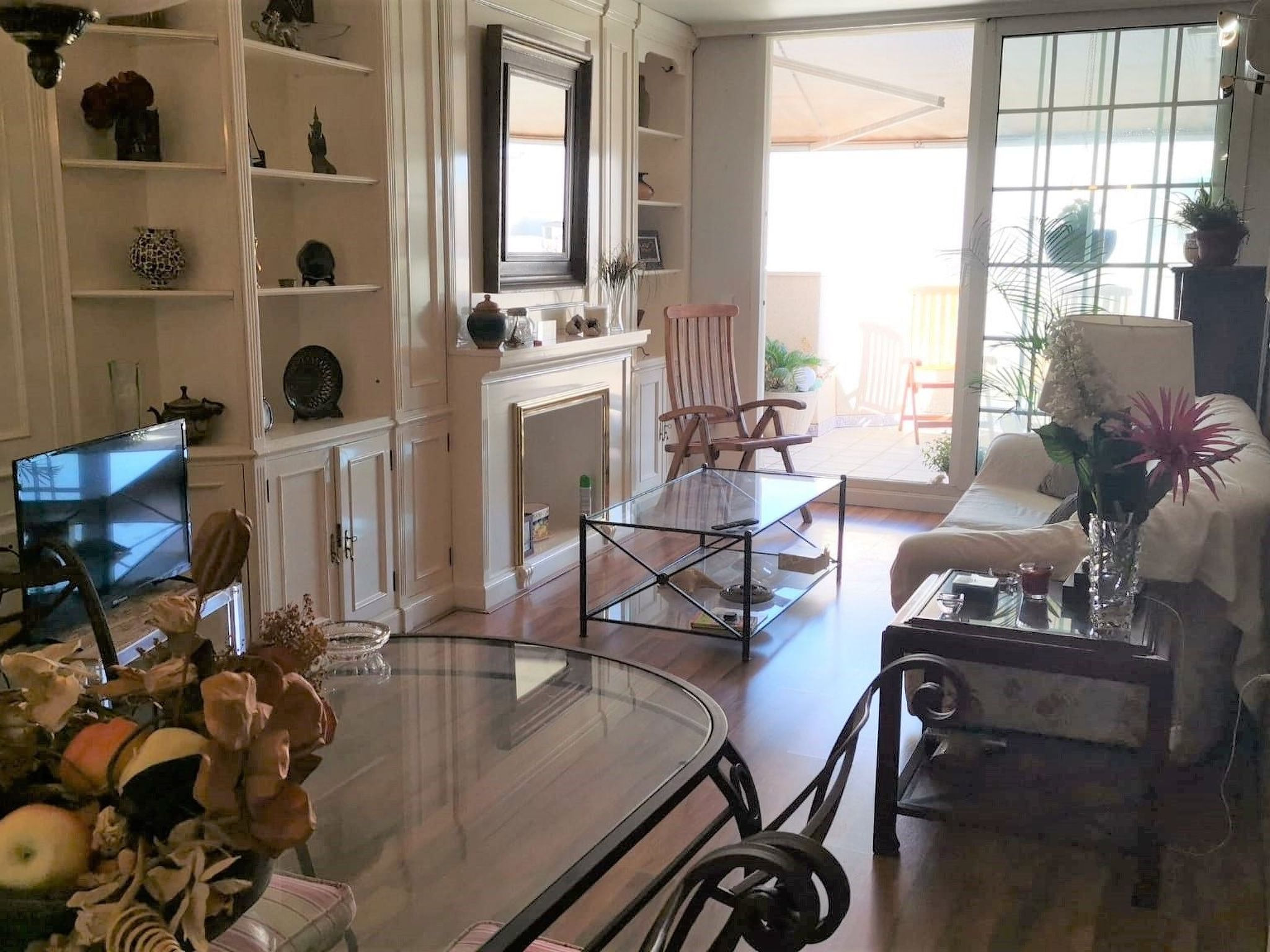 Penthouse mit drei Schlafzimmern in der Nähe von natürlichen Schwimmbädern