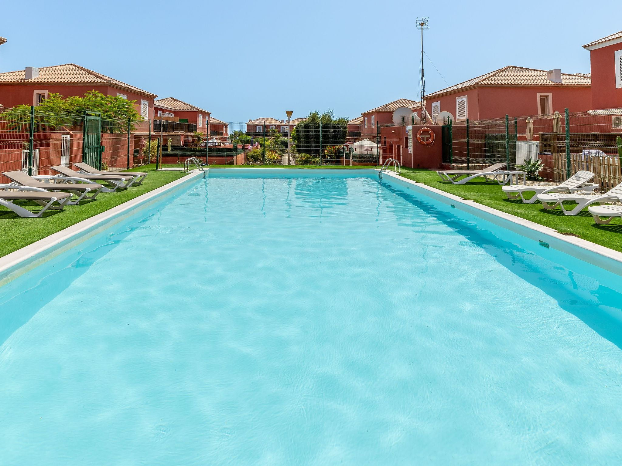 Private Terrasse, Schwimmbad, Parkplatz, Wi-Fi, TvSat