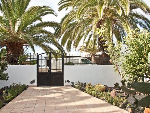 in Costa Teguise mit Privatem Pool