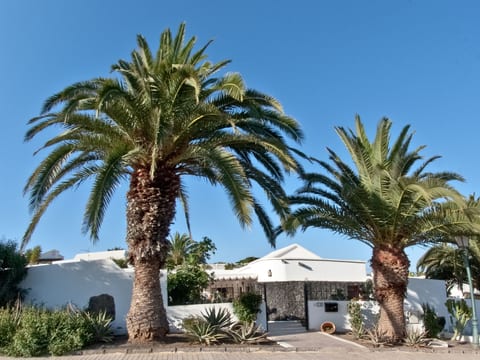 in Costa Teguise mit Privatem Pool