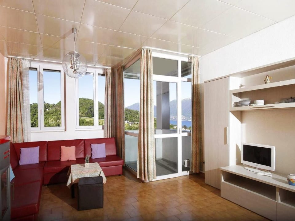 mit Blick auf den Lago Maggiore - Luino