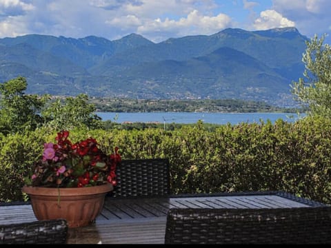 Wohnung mit Seeblick in Villa Elena