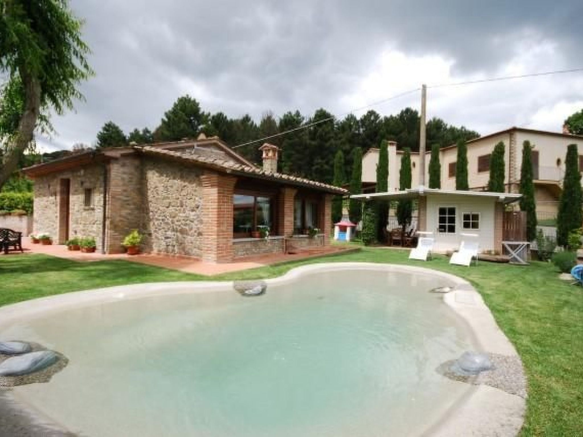 Gemütliches Ferienhaus mit Privatem Pool