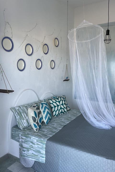 Haus in La Caletta mit Garten und Grill