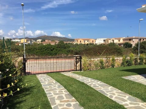 Haus in Budoni mit privatem Parkplatz