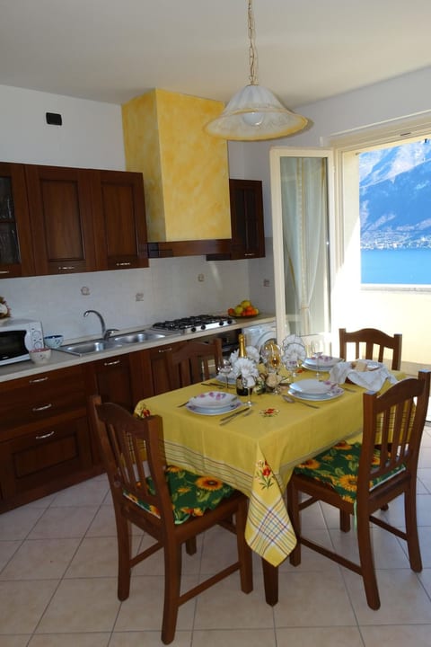 Ein-Zimmer-Wohnung 'Casa Valery' mit Wasserblick