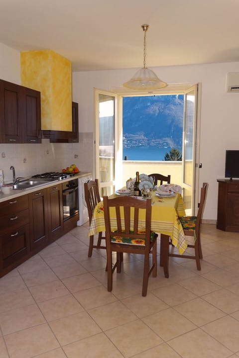 Ein-Zimmer-Wohnung 'Casa Valery' mit Wasserblick