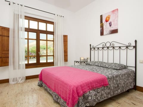 Ruhiges Landhaus Remedios mit Panoramablick
