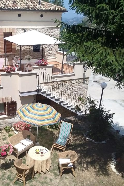 Wohnung in San Rocco mit Privatparkplatz