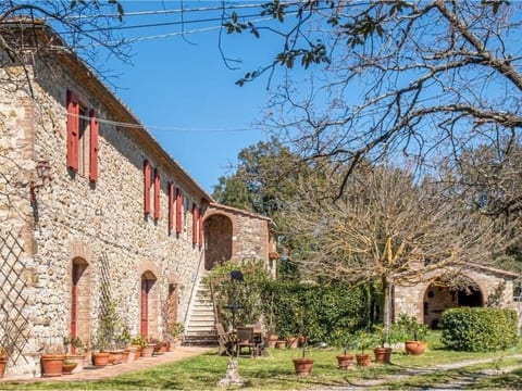 Bauernhaus mit Schwimmbad -Klimaanlage