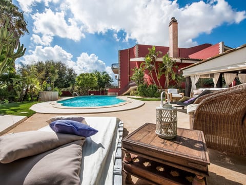 Villa Maya' Anwesen mit Infinity Pool