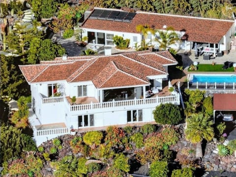 Luxusvilla mit fantastischem Meerblick
