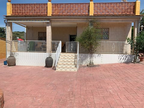 Villa Barby mit Pool für 7 Personen