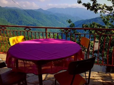 Panoramahaus zwischen den Cinque Terre und Portofino