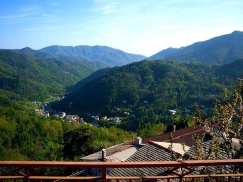 Panoramahaus zwischen den Cinque Terre und Portofino
