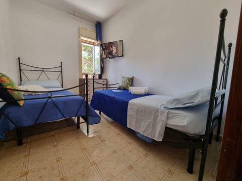 für 4 Personen ca. 61 m² in Isola delle Femmine, Sizilien (Nordküste von S