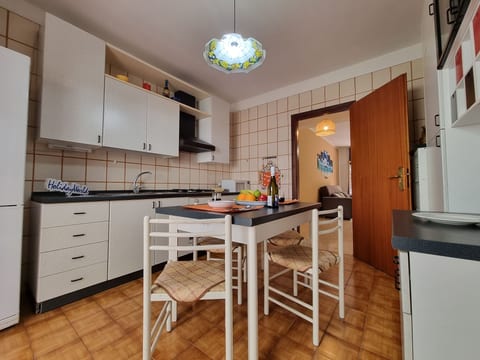 für 4 Personen ca. 61 m² in Isola delle Femmine, Sizilien (Nordküste von S