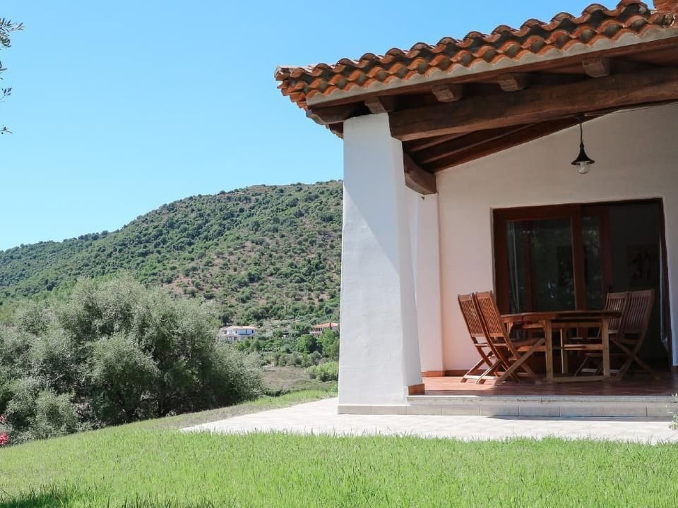 Apartamento Rena con vista al mar - Agrustos