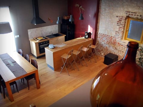 Liebevoll renoviertes Ferienhaus als Teil eines kleinen Bauernhauses mit abgesc