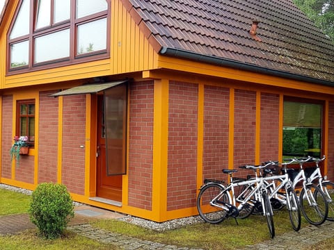 "Alina" mit Garten zum entspannen