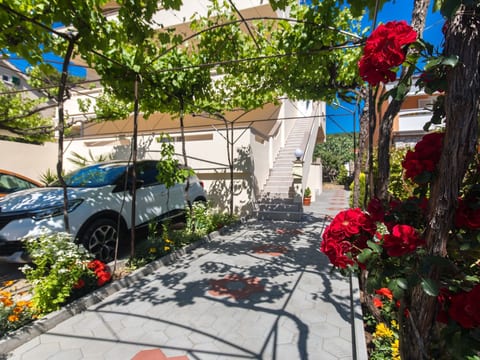 "Apartman Nikola"
