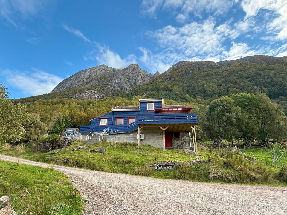 Stabben Blue House - Aure Municipality