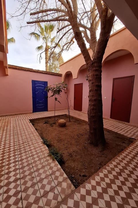 Landgut "Dar Al Hamra" Pool Garten und Bio-Bauernhof