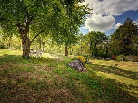 Romantische Villa mit weitläufigem Garten