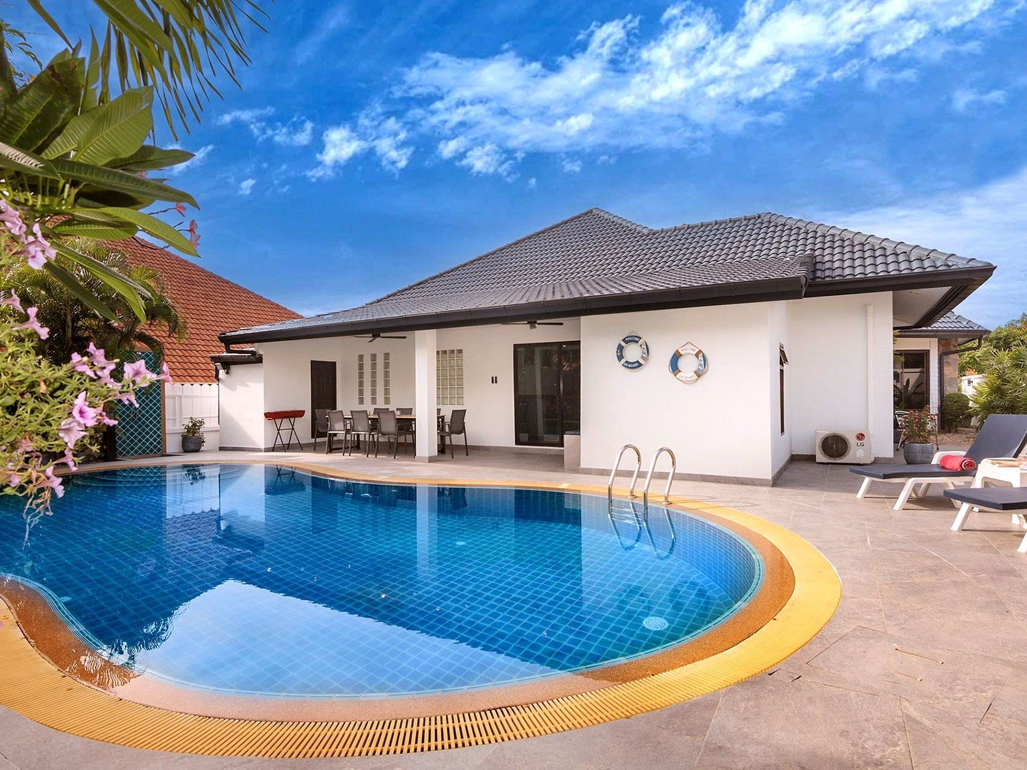 Villa Sabai in der Nähe von Meer und Zentrum