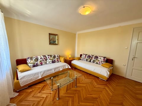 Apartment Ruža 1