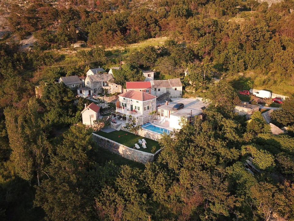 Marinka - Žrnovnica