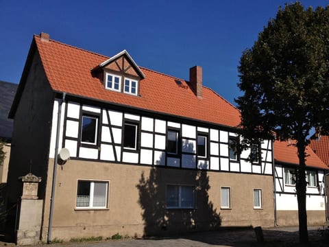 in Radisleben mit Garten und Terrasse