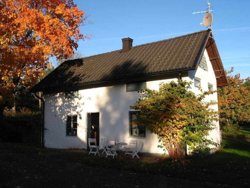 Rustikales Landhaus mit Garten in toller Lage - Loftahammar