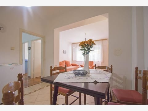 Wohnung in Dramalj mit Schöner Terrasse und Meerblick
