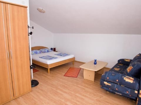 Appartement in Dramalj mit Terrasse