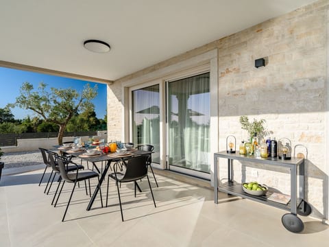 „Villa Natalia“ mit Meerblick