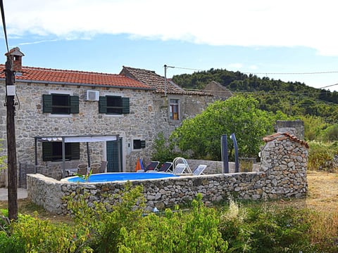 in Dobropoljana mit Privatem Pool
