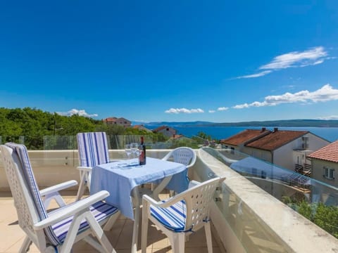 Appartement in Dramalj mit Eigenem Balkon